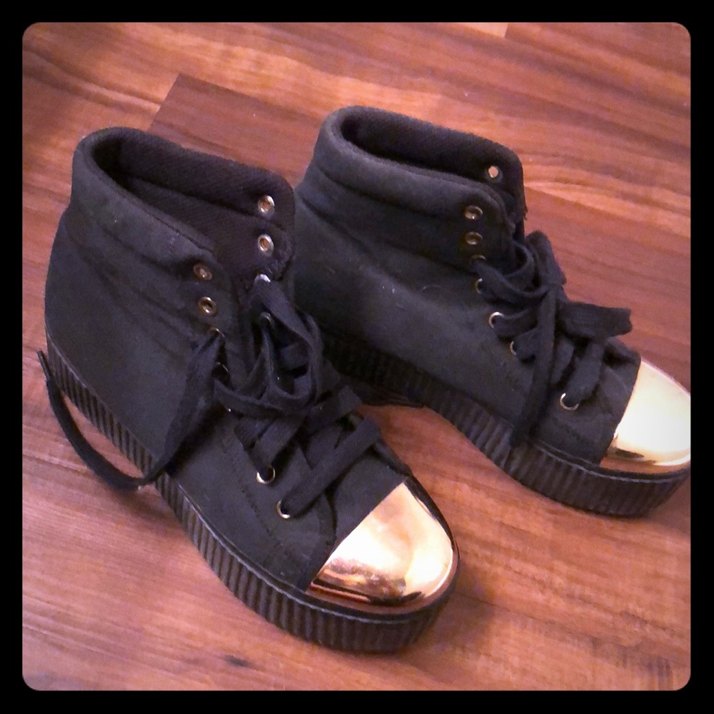 Glam style platform shoes